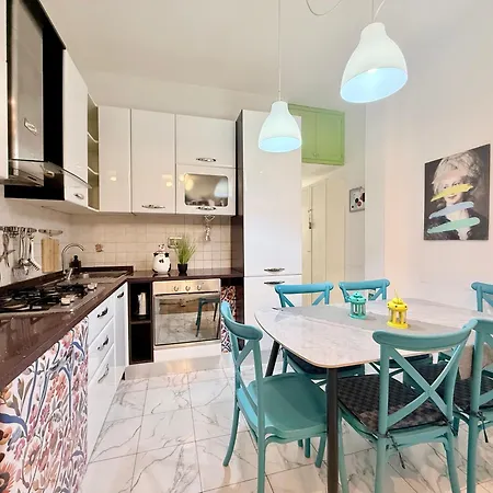 L'originario Salviano Family Private Parking Apartamento